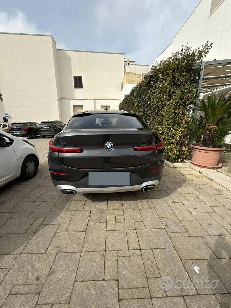 BMW X4 2022 photo 4