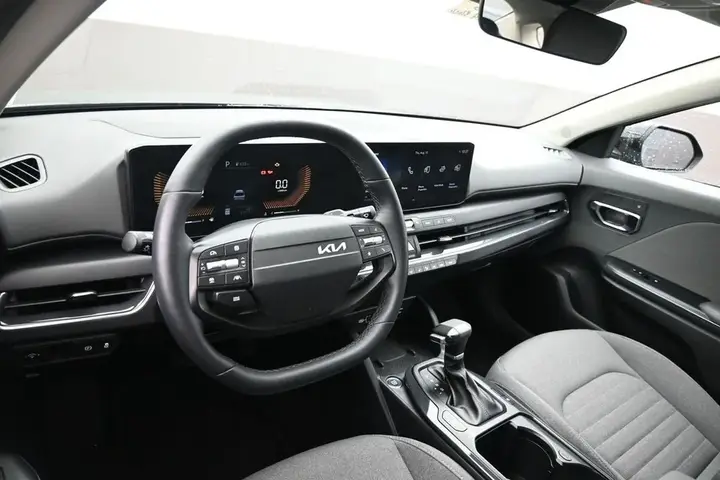Kia K4 2025 photo 5