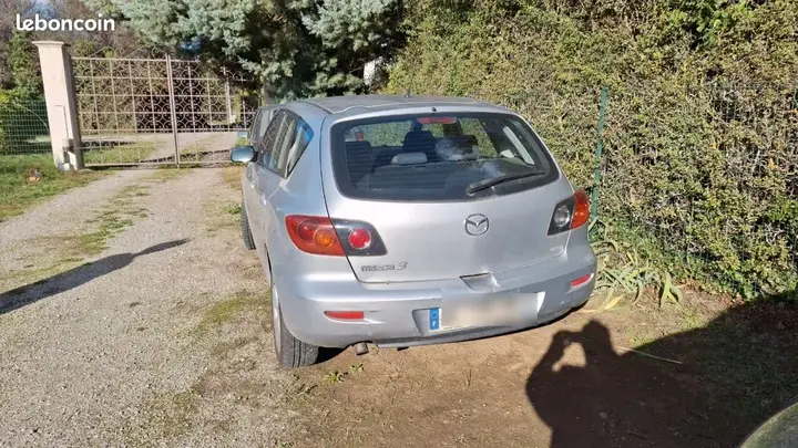 Mazda 3 2006 photo 2
