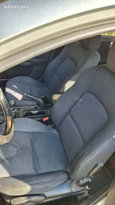 Mazda 3 2006 photo 3