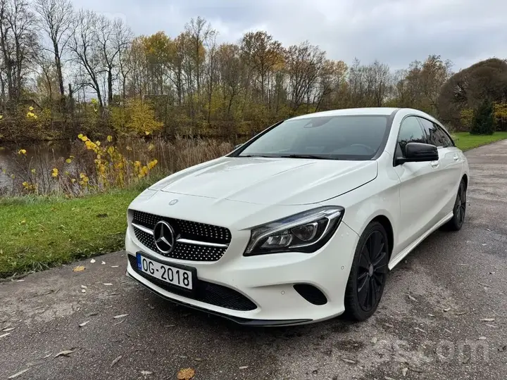 Mercedes-Benz Cla220