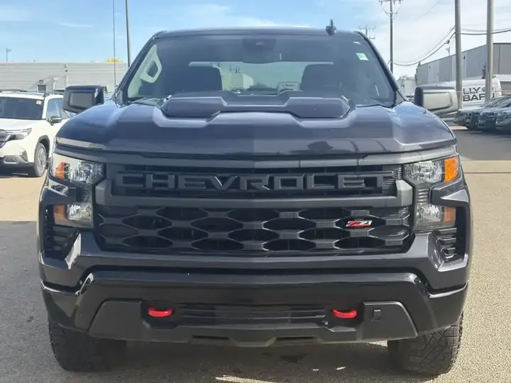 Chevrolet Silverado 1500 2024 photo 3