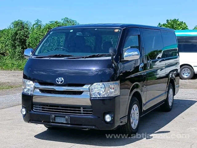 Toyota Hiace 2015 photo 3