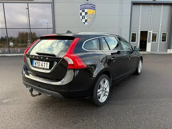 Volvo V60 2012 photo 3
