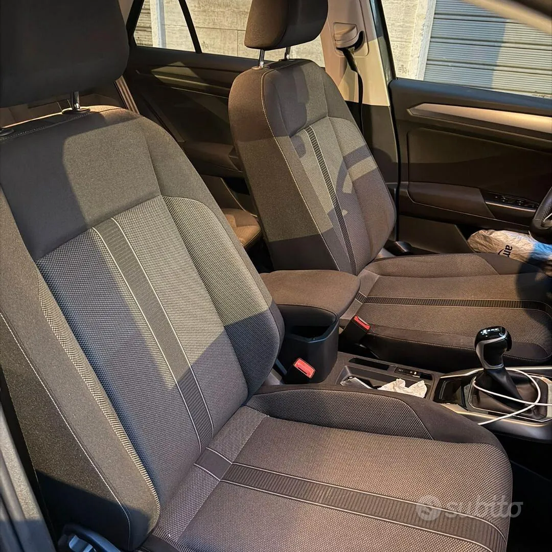 Volkswagen T-Roc 2024 photo 5