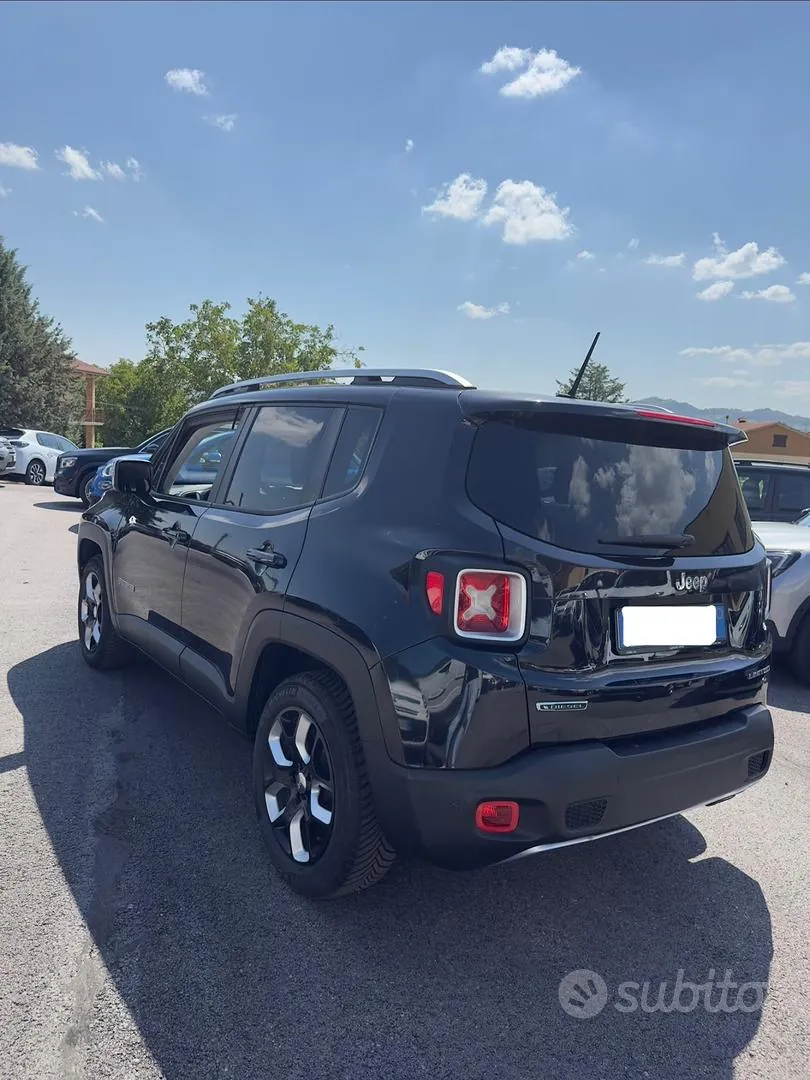 Jeep Renegade 2015 photo 4