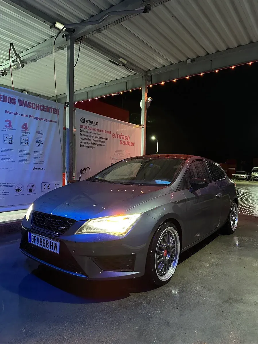 Seat Leon 2015 photo 3