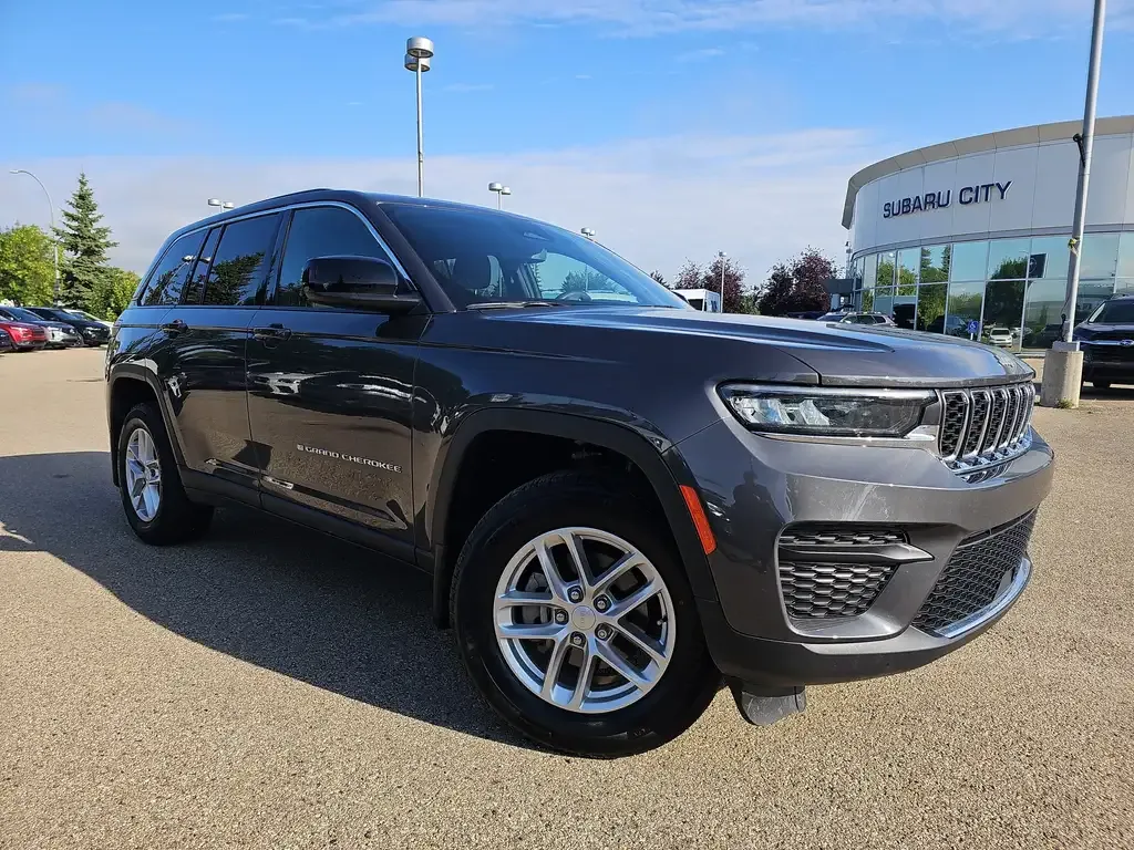 Jeep Grand Cherokee 2024 photo 3