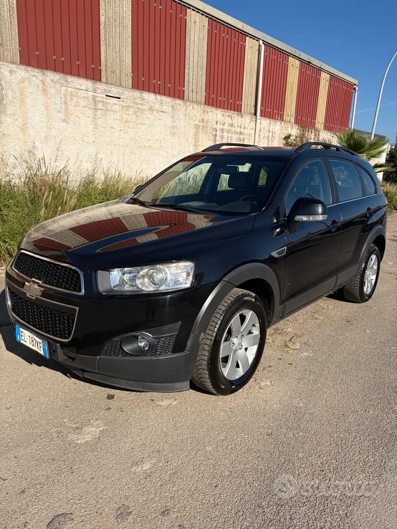 Chevrolet Captiva 2012 photo 2