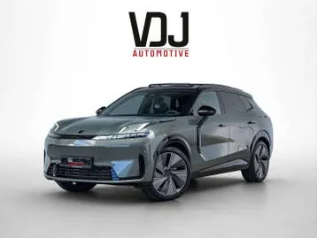 Lynk & Co 8