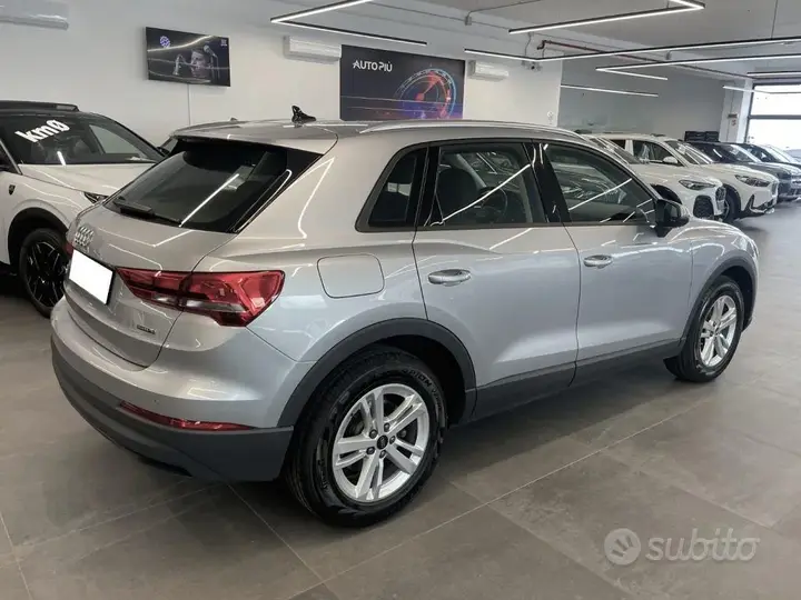 Audi Q3 2021 photo 3