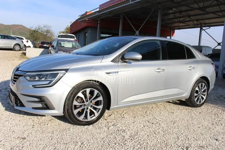 Renault Megane 2022 photo 2