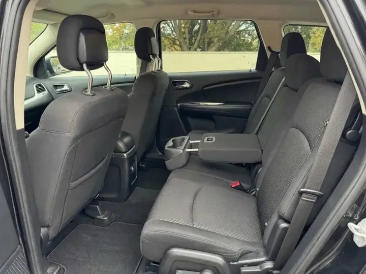 Dodge Journey 2013 photo 5