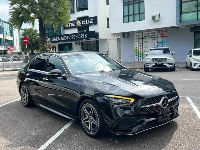Mercedes-Benz C-Class