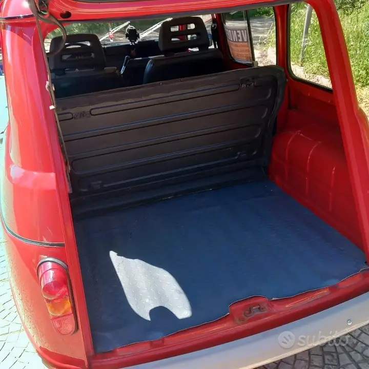 Renault 4 1987 photo 5