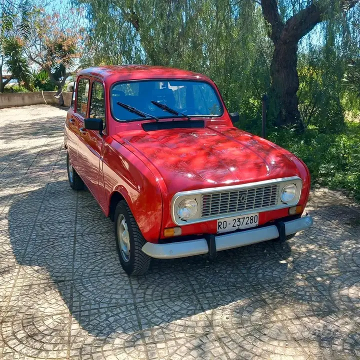 Renault 4