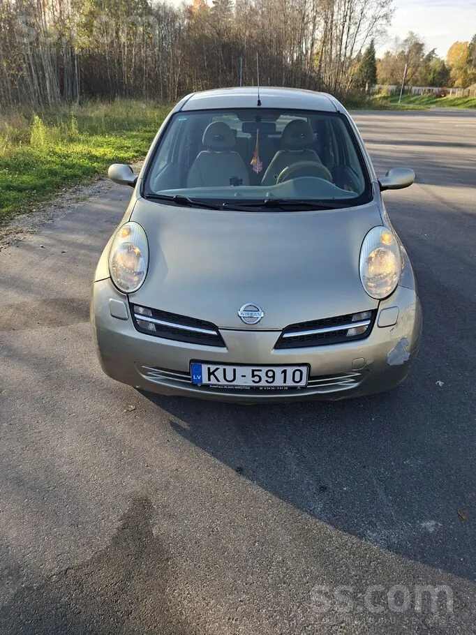Nissan Micra 2003 photo 2