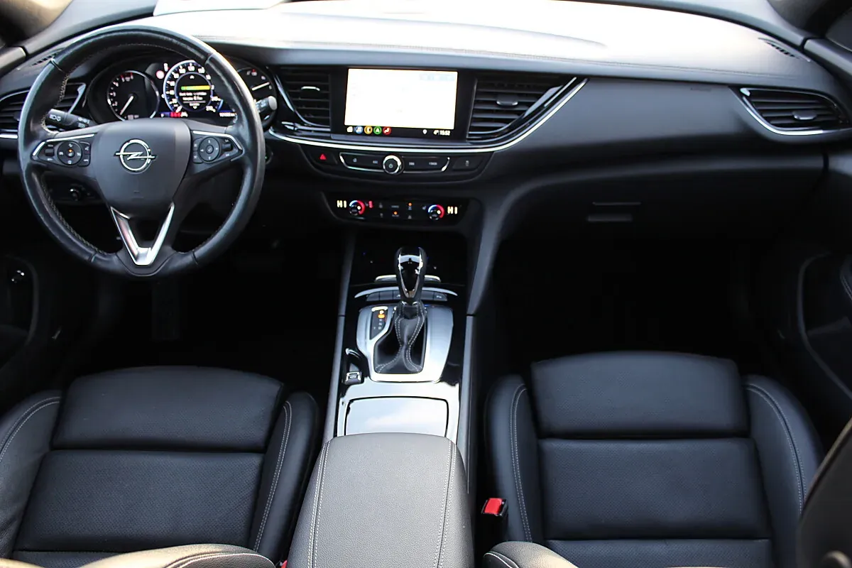 Opel Insignia 2021 photo 2
