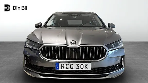 Skoda Superb 2026 photo 4