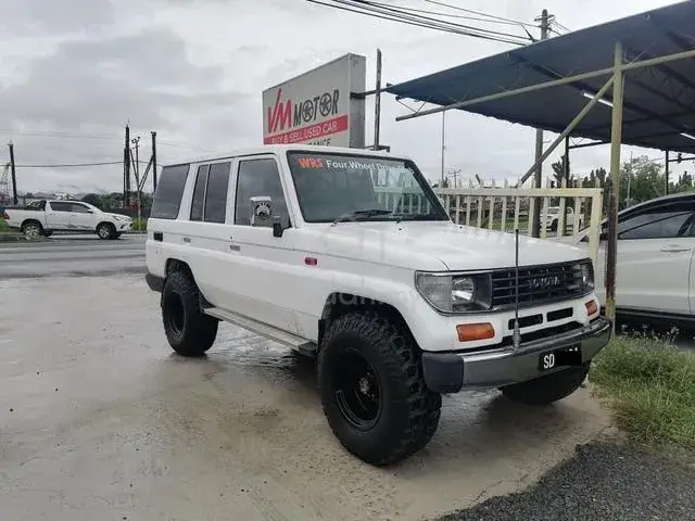 Toyota Land Cruiser