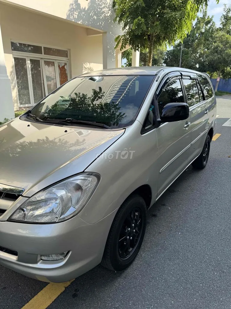 Toyota Innova 2007 photo 2