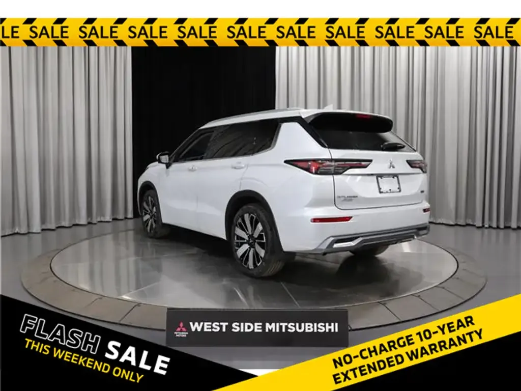 Mitsubishi Outlander 2026 photo 3