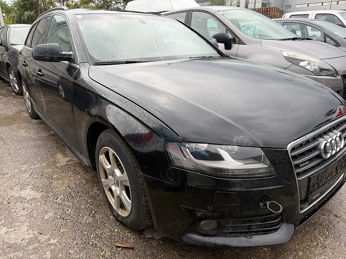 Audi A4 2011 photo 3