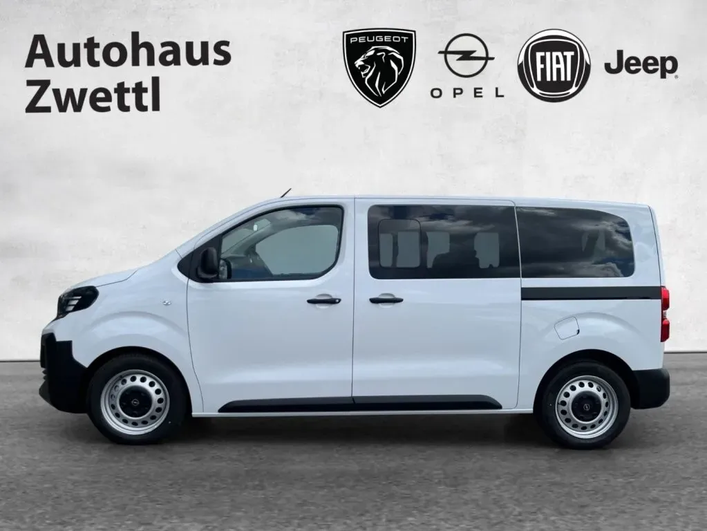 Opel Zafira 2026 photo 3