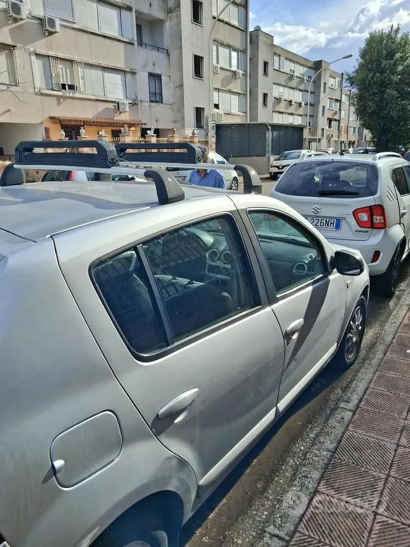Dacia Sandero 2009 photo 2