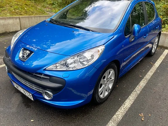 Peugeot 207 2007 photo 2