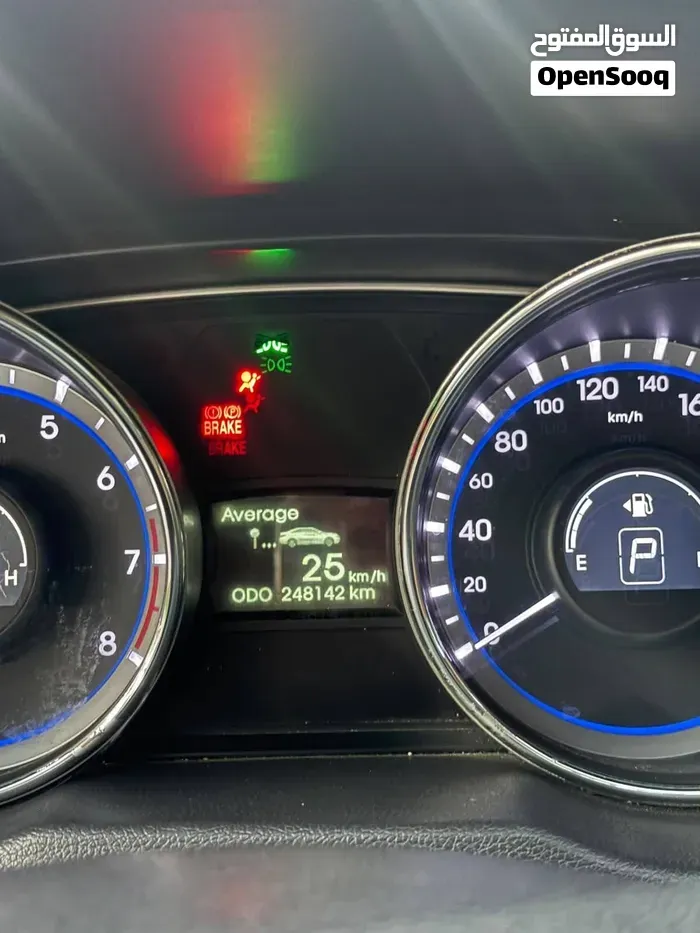Hyundai Elantra 2011 photo 2