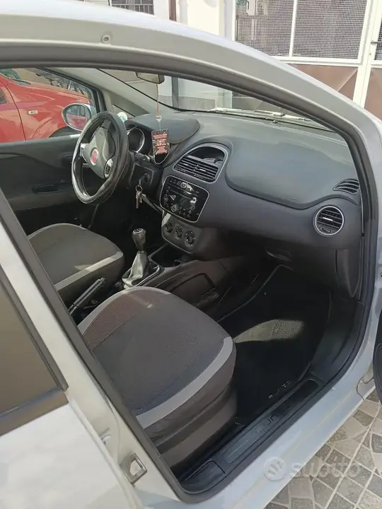 Fiat Punto 2013 photo 5