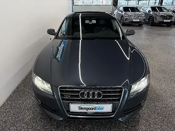 Audi A5 2010 photo 3