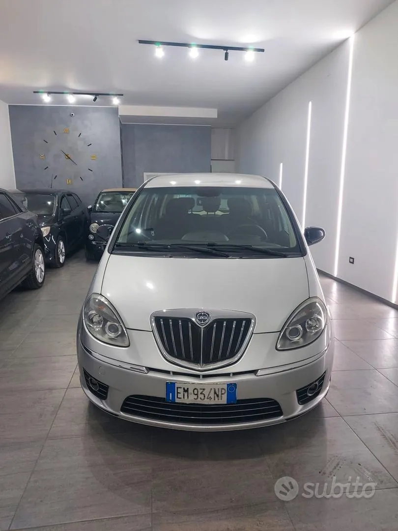 Lancia Musa 2012 photo 3