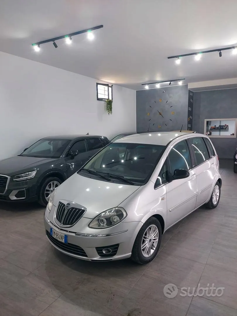 Lancia Musa 2012 photo 2