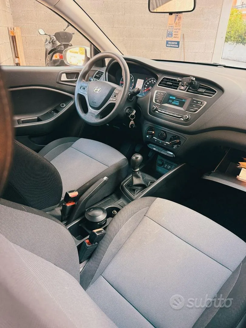 Hyundai I20 2019 photo 3
