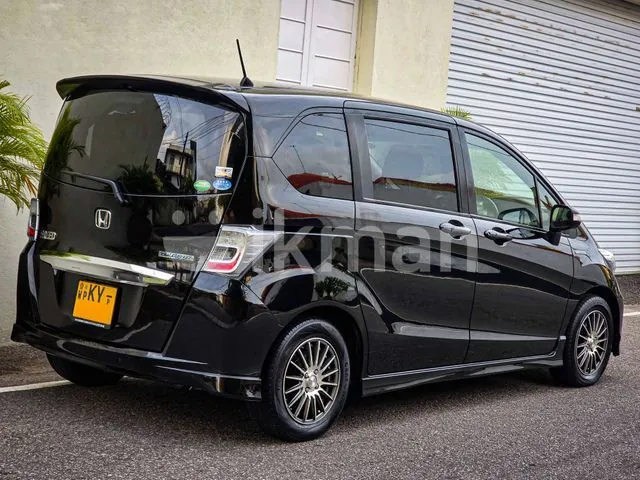 Honda Freed 2013 photo 3