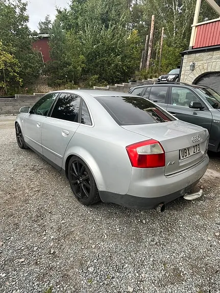Audi A4 2003 photo 3