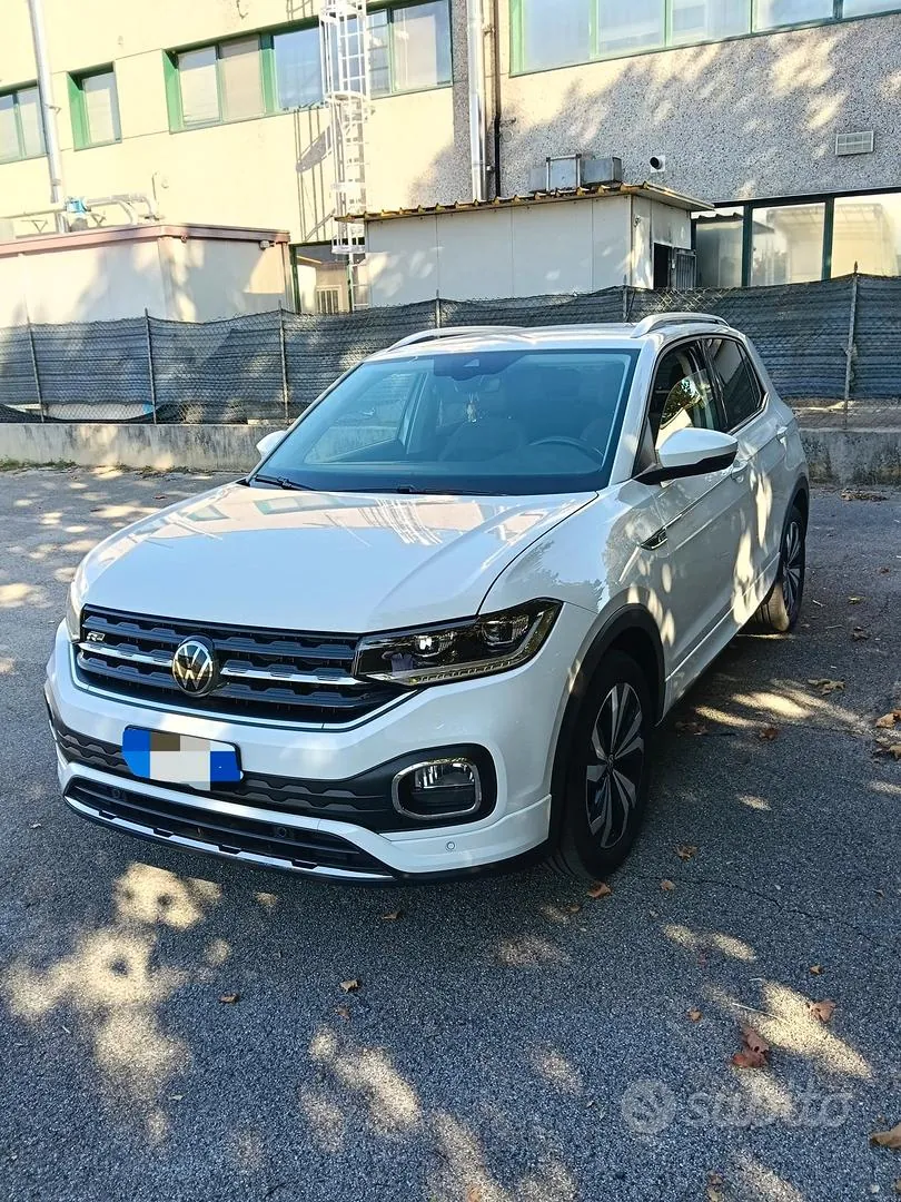 Volkswagen T-Cross 2023 photo 3