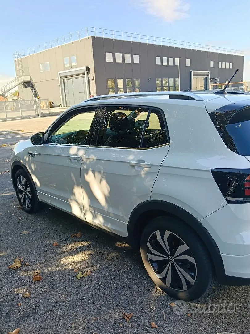 Volkswagen T-Cross 2023 photo 4