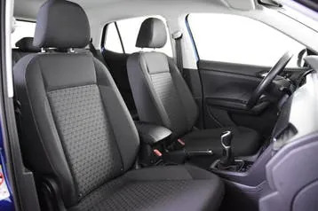 Volkswagen T-Cross photo 3