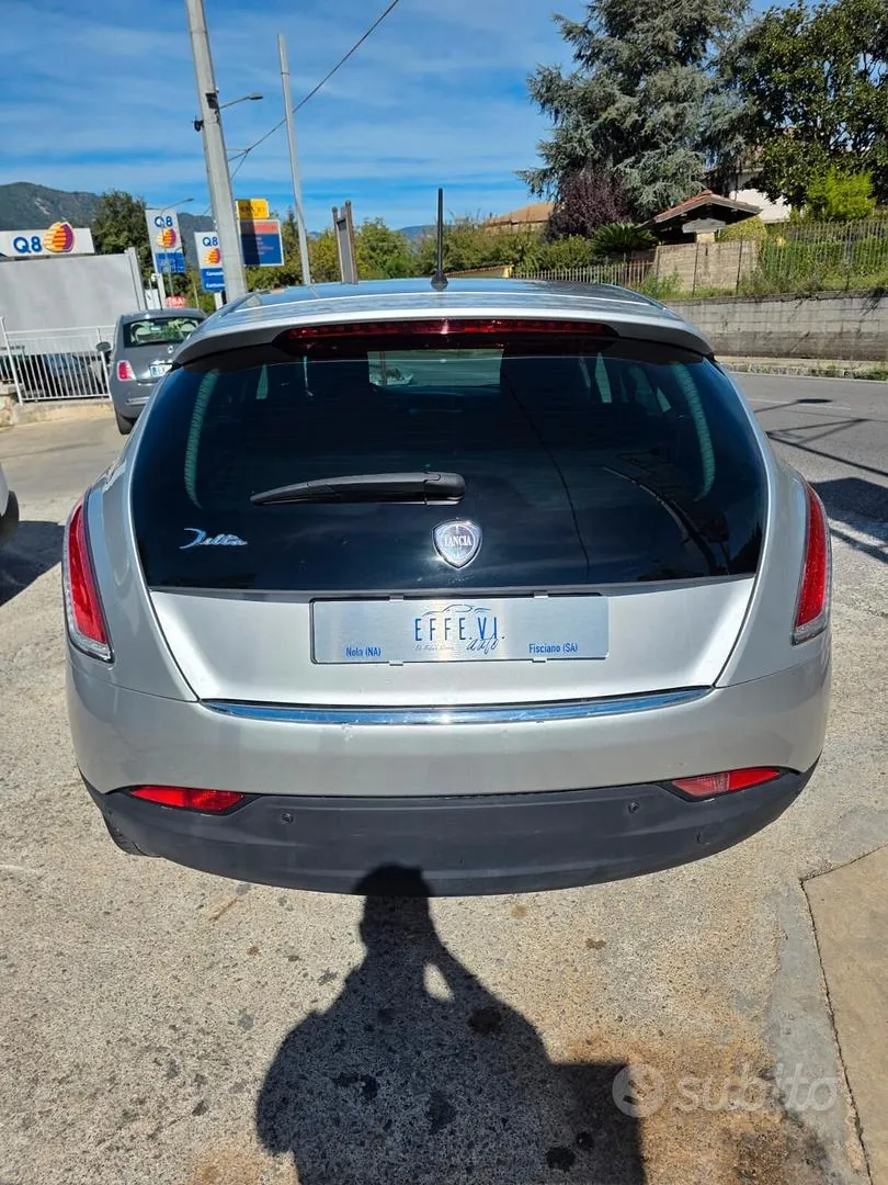 Lancia Delta 2013 photo 4
