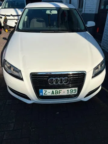 Audi A3 2010 photo 2