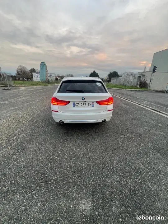 BMW 5 Series 2017 photo 5