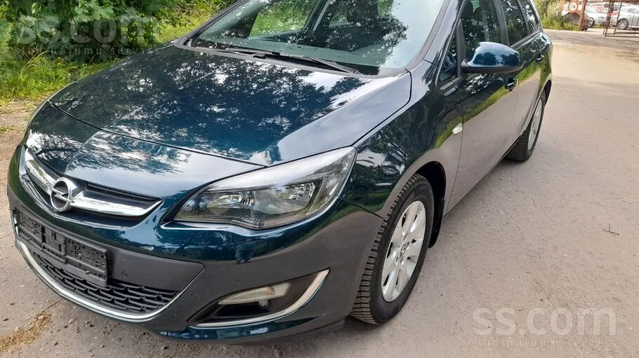 Opel Astra 2015 photo 4