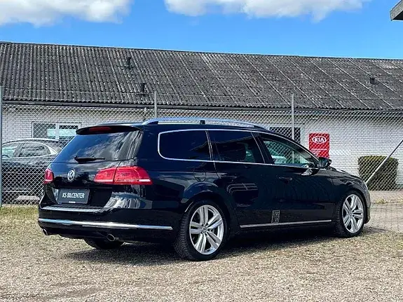 Volkswagen Passat 2012 photo 3