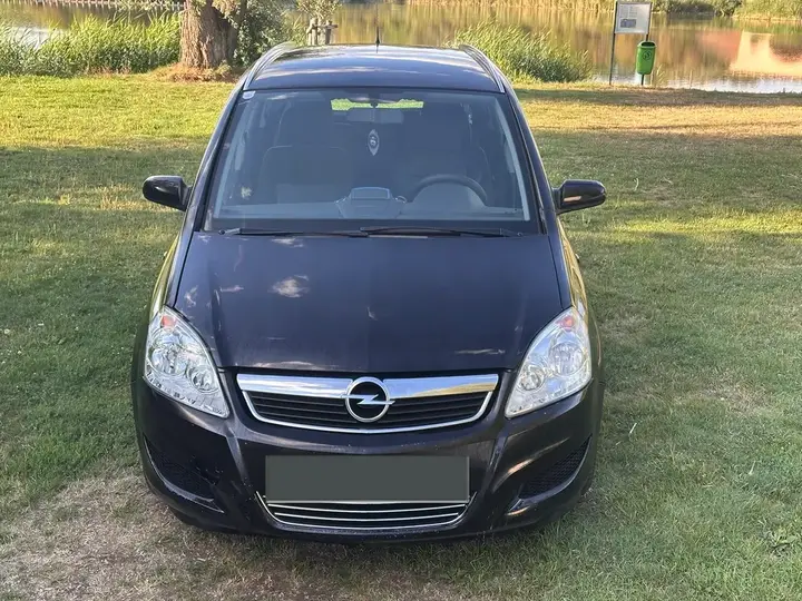 Opel Zafira 2008 photo 3