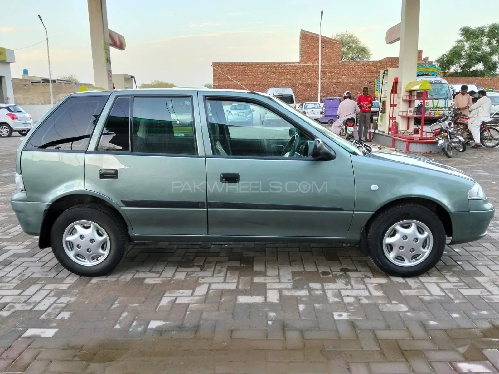 Suzuki Cultus