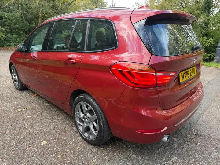 BMW 2 Series Gran Tourer 2016 photo 5