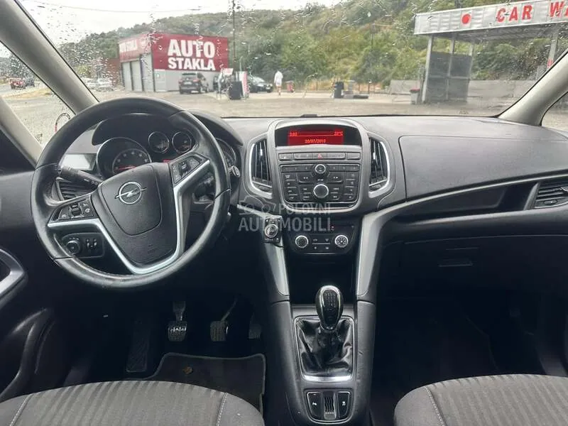 Opel Zafira 2012 photo 4